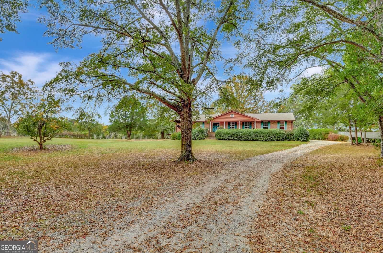 115 Bernhard Road, Fayetteville, Georgia 30215, 3 Bedrooms Bedrooms, ,2 BathroomsBathrooms,Residential,For Sale,Bernhard,9140521