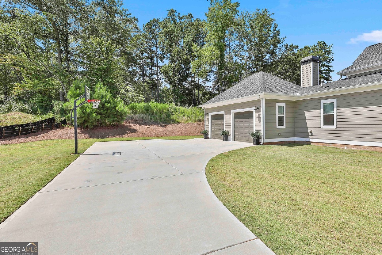 26 Emery Nell Lane, Newnan, Georgia 30263, 4 Bedrooms Bedrooms, ,3 BathroomsBathrooms,Residential,For Sale,Emery Nell,9140577