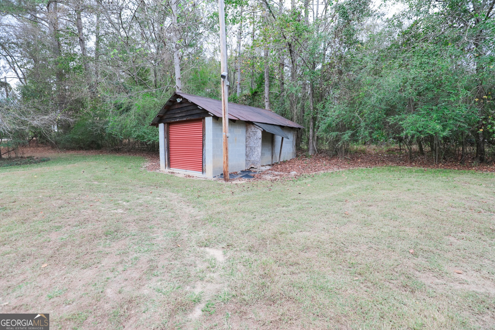 1631 Mount Carmel Road, Newnan, Georgia 30263, 2 Bedrooms Bedrooms, ,1 BathroomBathrooms,Residential,For Sale,Mount Carmel,9140654