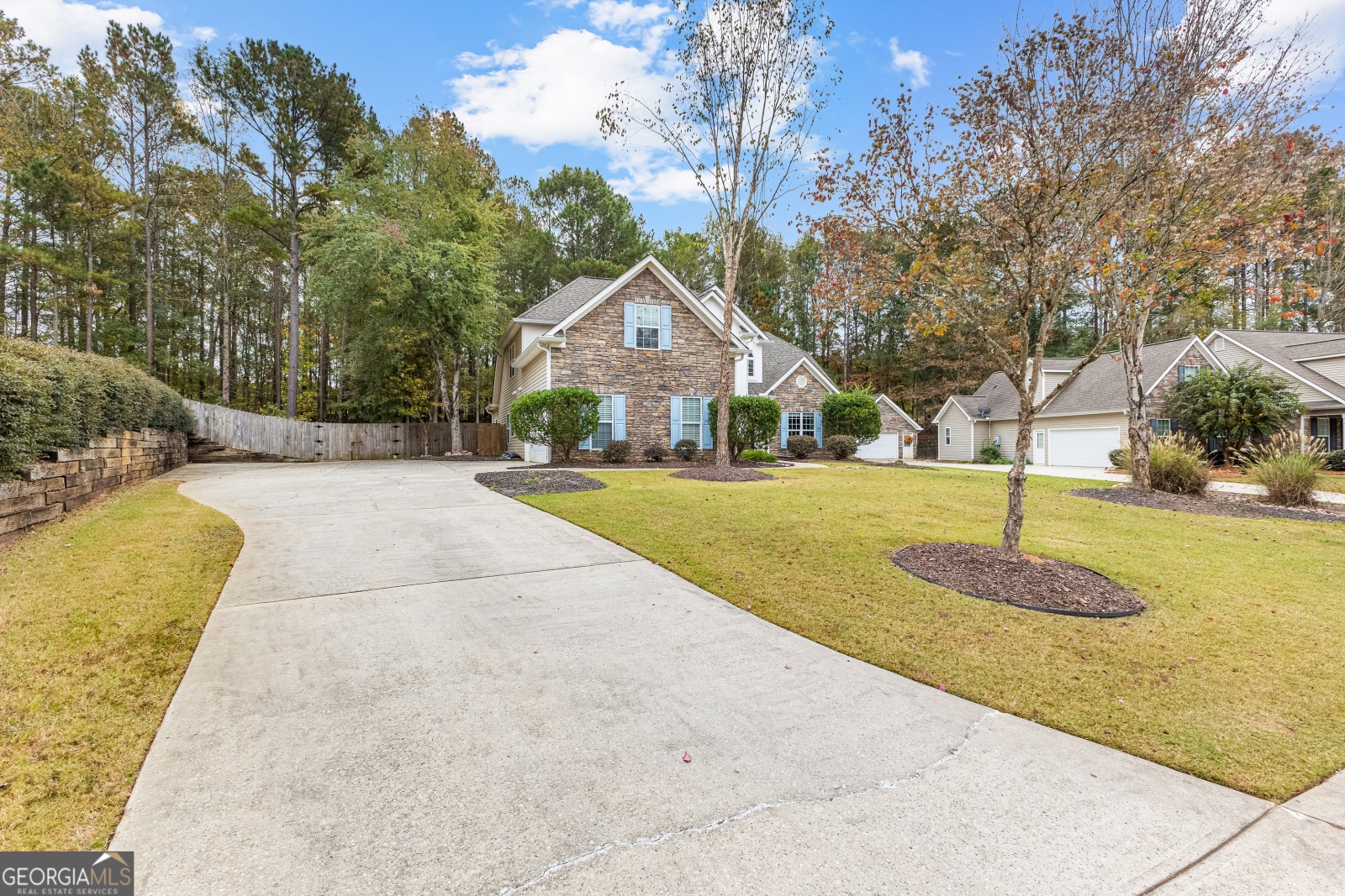 160 Brittany Lane, Senoia, Georgia 30276, 5 Bedrooms Bedrooms, ,3 BathroomsBathrooms,Residential,For Sale,Brittany,9140667