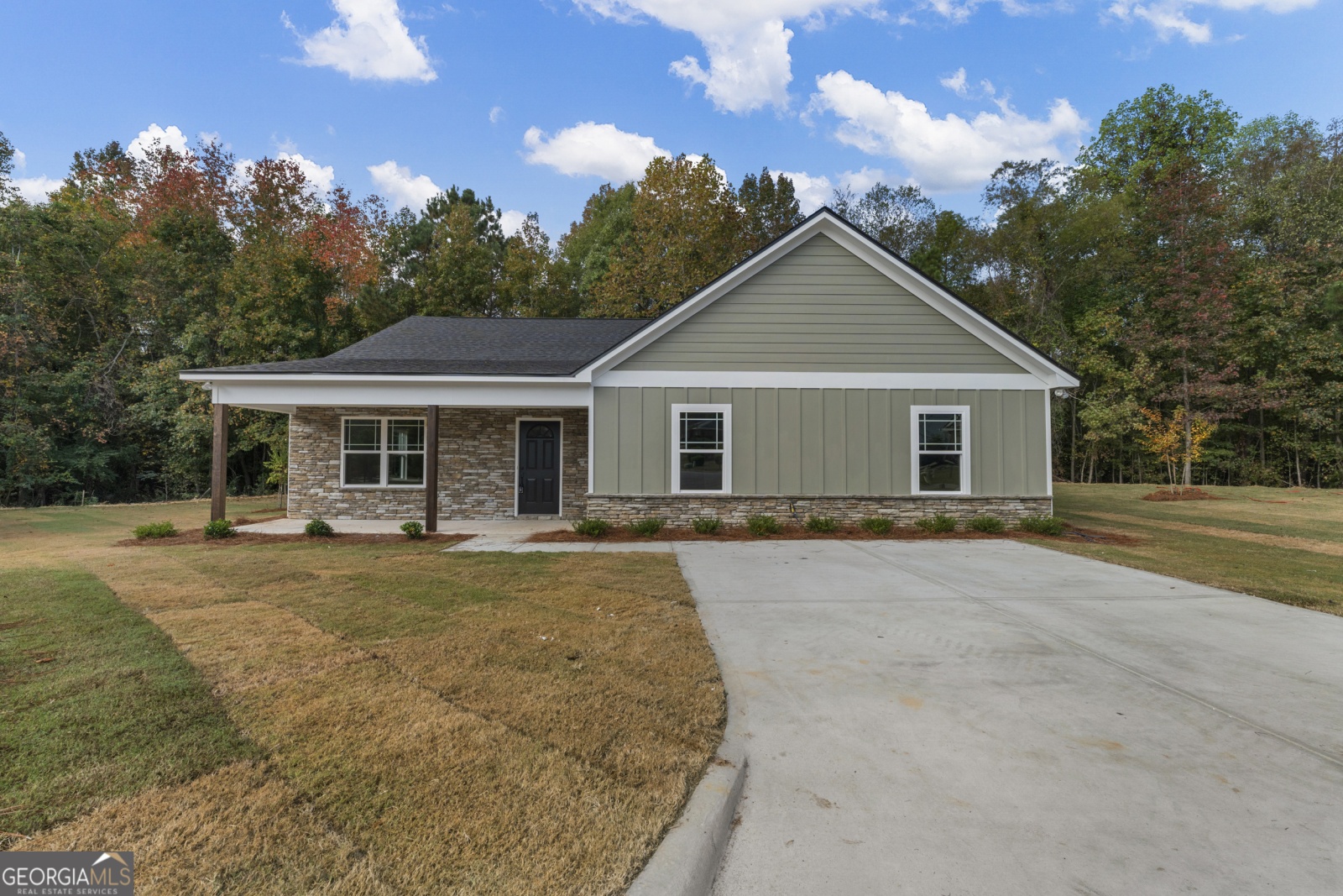 5394 Royal Street, Columbus, Georgia 31907, 4 Bedrooms Bedrooms, ,2 BathroomsBathrooms,Residential,For Sale,Royal,9140790