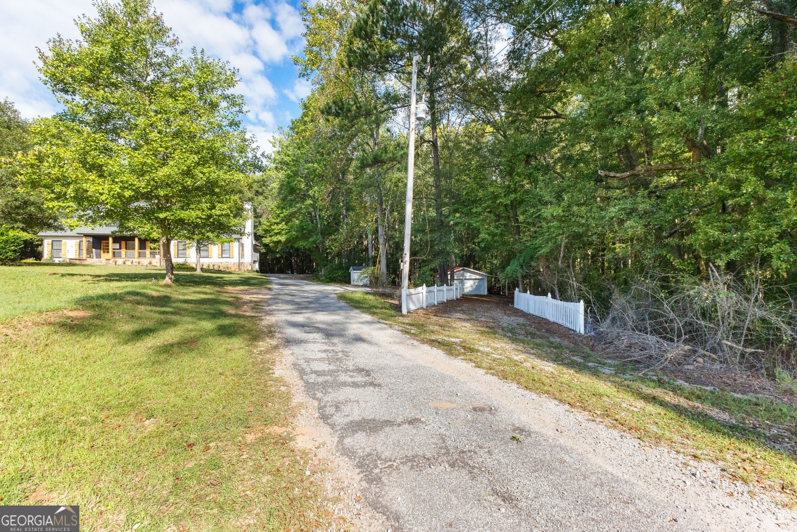 4392 Lower Fayetteville Road, Sharpsburg, Georgia 30277, 3 Bedrooms Bedrooms, ,2 BathroomsBathrooms,Residential,For Sale,Lower Fayetteville,9140798