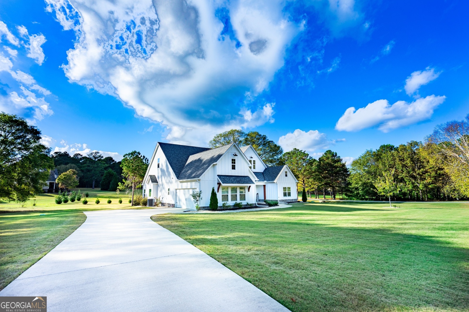 32 Overlook Drive, Pine Mountain, Georgia 31822, 4 Bedrooms Bedrooms, ,3 BathroomsBathrooms,Residential,For Sale,Overlook,9140861