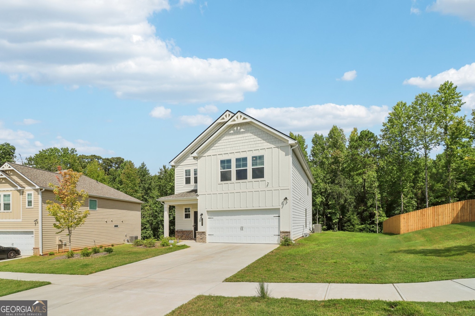 131 Chapel Hill Parkway, Newnan, Georgia 30263, 4 Bedrooms Bedrooms, ,3 BathroomsBathrooms,Residential,For Sale,Chapel Hill,9140905