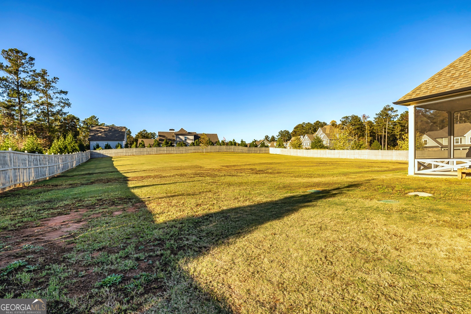 15 Huntsman Run, Senoia, Georgia 30276, 5 Bedrooms Bedrooms, ,3 BathroomsBathrooms,Residential,For Sale,Huntsman,9141065