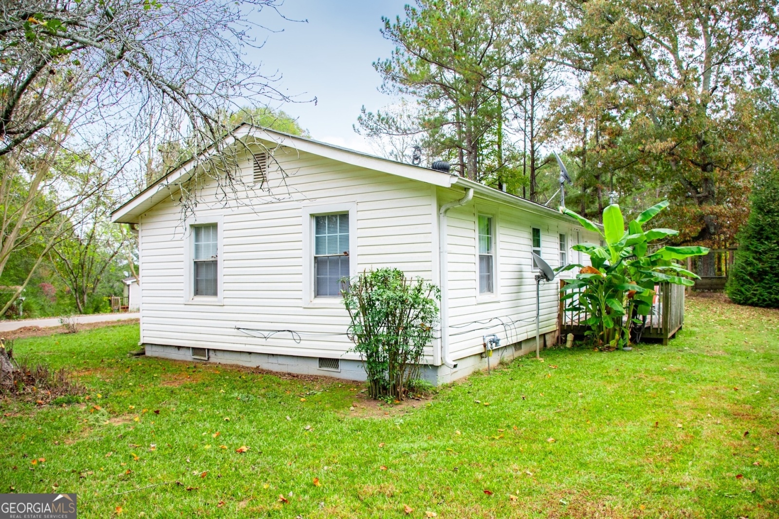 2755 Lovvorn Road, Carrollton, Georgia 30117, 3 Bedrooms Bedrooms, ,1 BathroomBathrooms,Residential,For Sale,Lovvorn,9141073