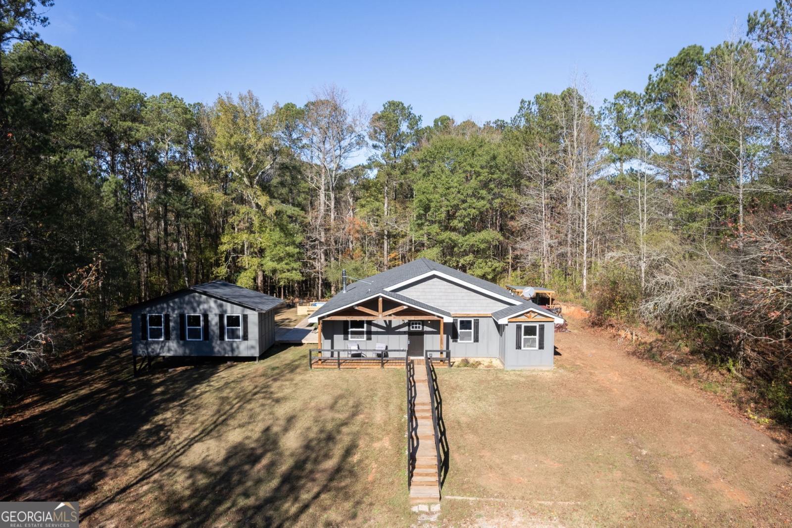 203 Oak Lake Road, Bremen, Georgia 30110, 4 Bedrooms Bedrooms, ,4 BathroomsBathrooms,Residential,For Sale,Oak Lake,9141099